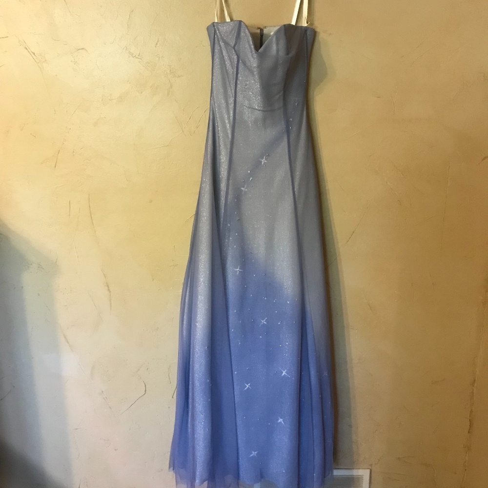 Sparkling Cassandra Stone formal size 2